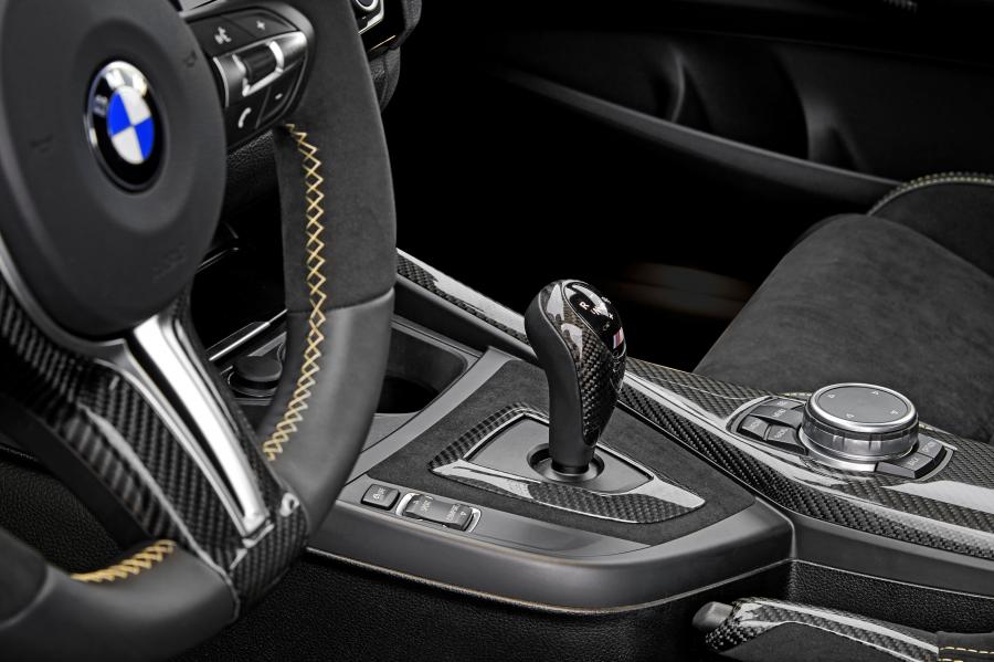 Детали интерьера BMW M2 M Performance Parts Concept (F87) 2018 года  (фото 25 из 28)